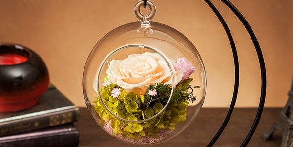 How To Easily Decorate Your Home With Flowers